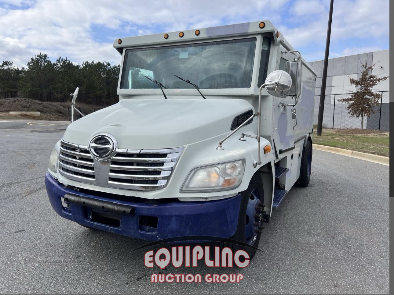 2008 HINO 268 ARMORED TRUCK (A45678)