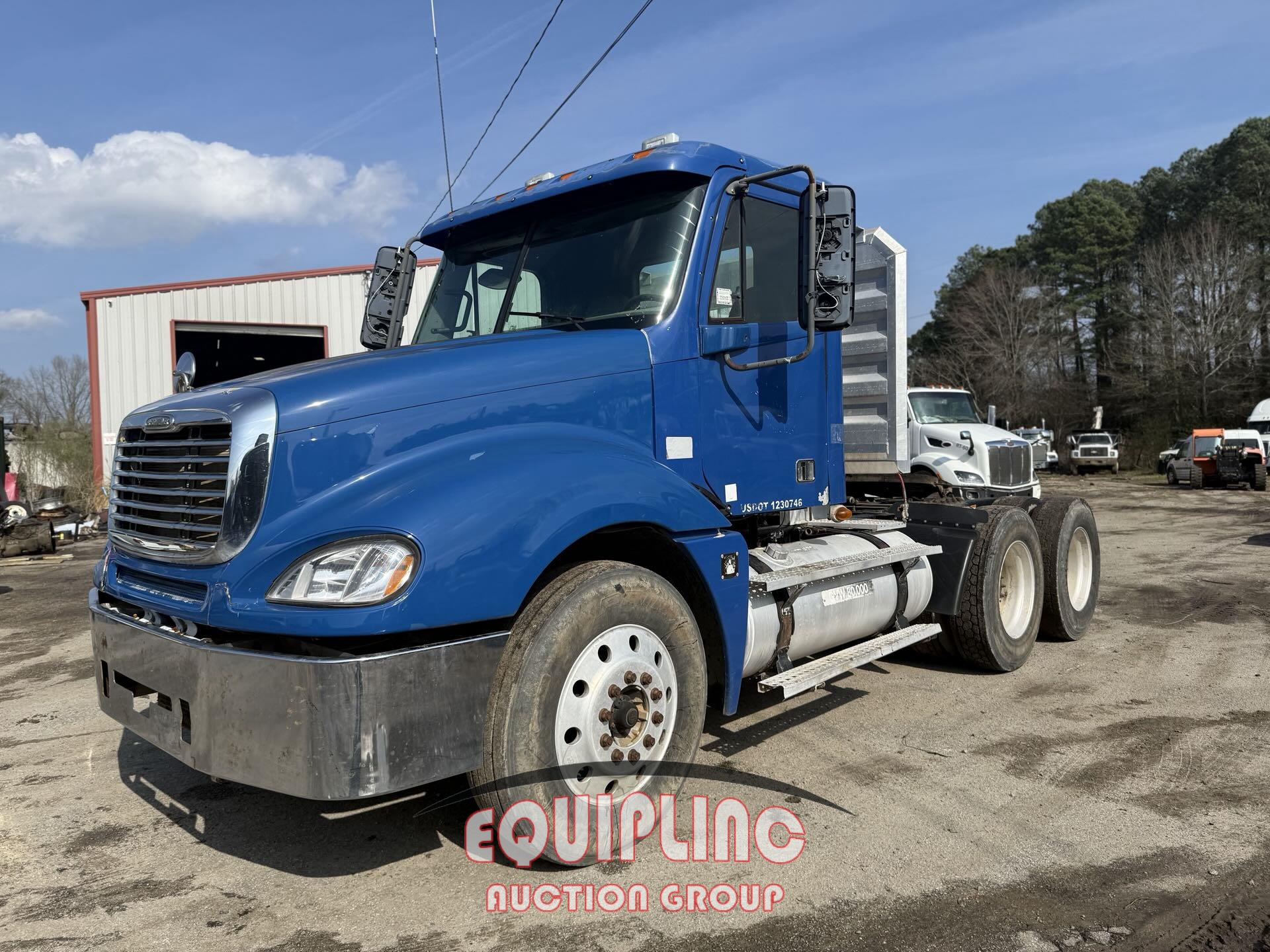 2007 FREIGHTLINER CL120 6x4 T/A DAY CAB TRUCK TRACTOR (A59914)