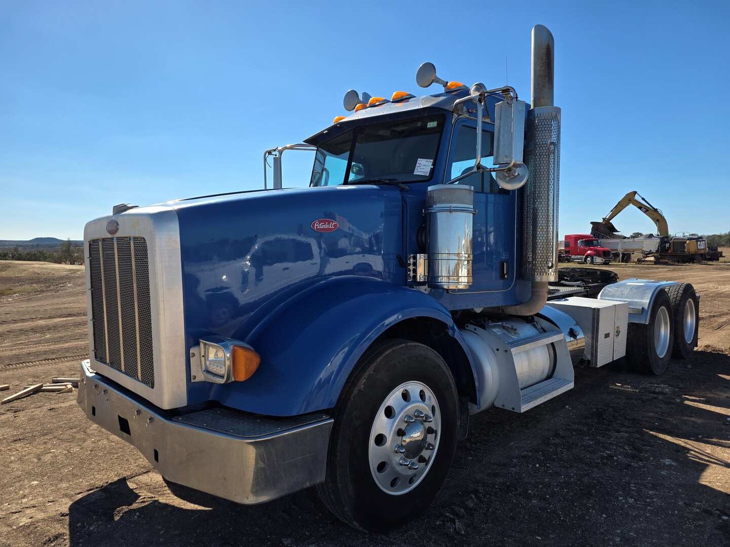 2013 PETERBILT 367 DAYCAB (A58214)