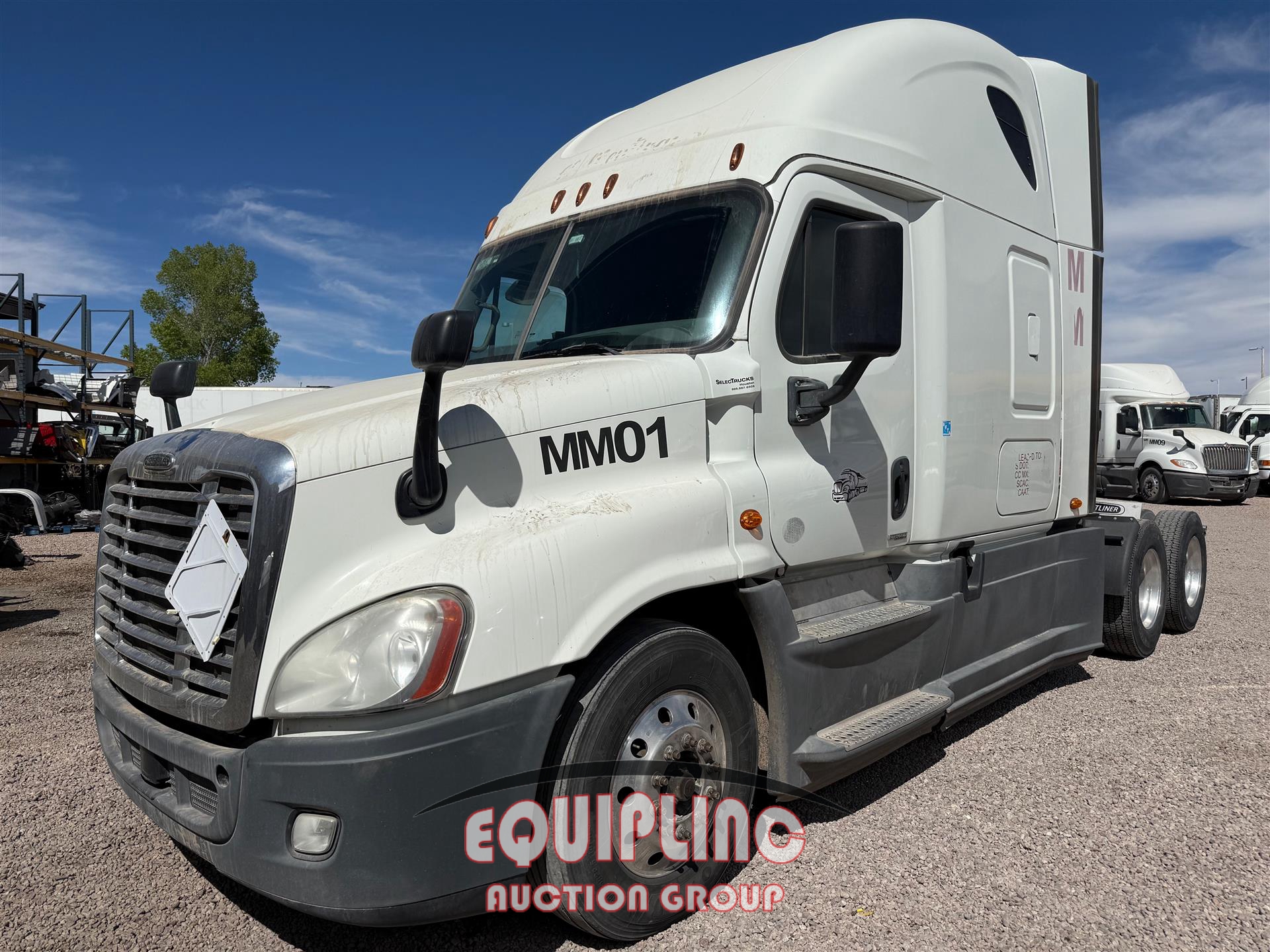 2017 FREIGHTLINER CASCADIA 6X4 T/A SLEEPER TRUCK TRACTOR (A59914)