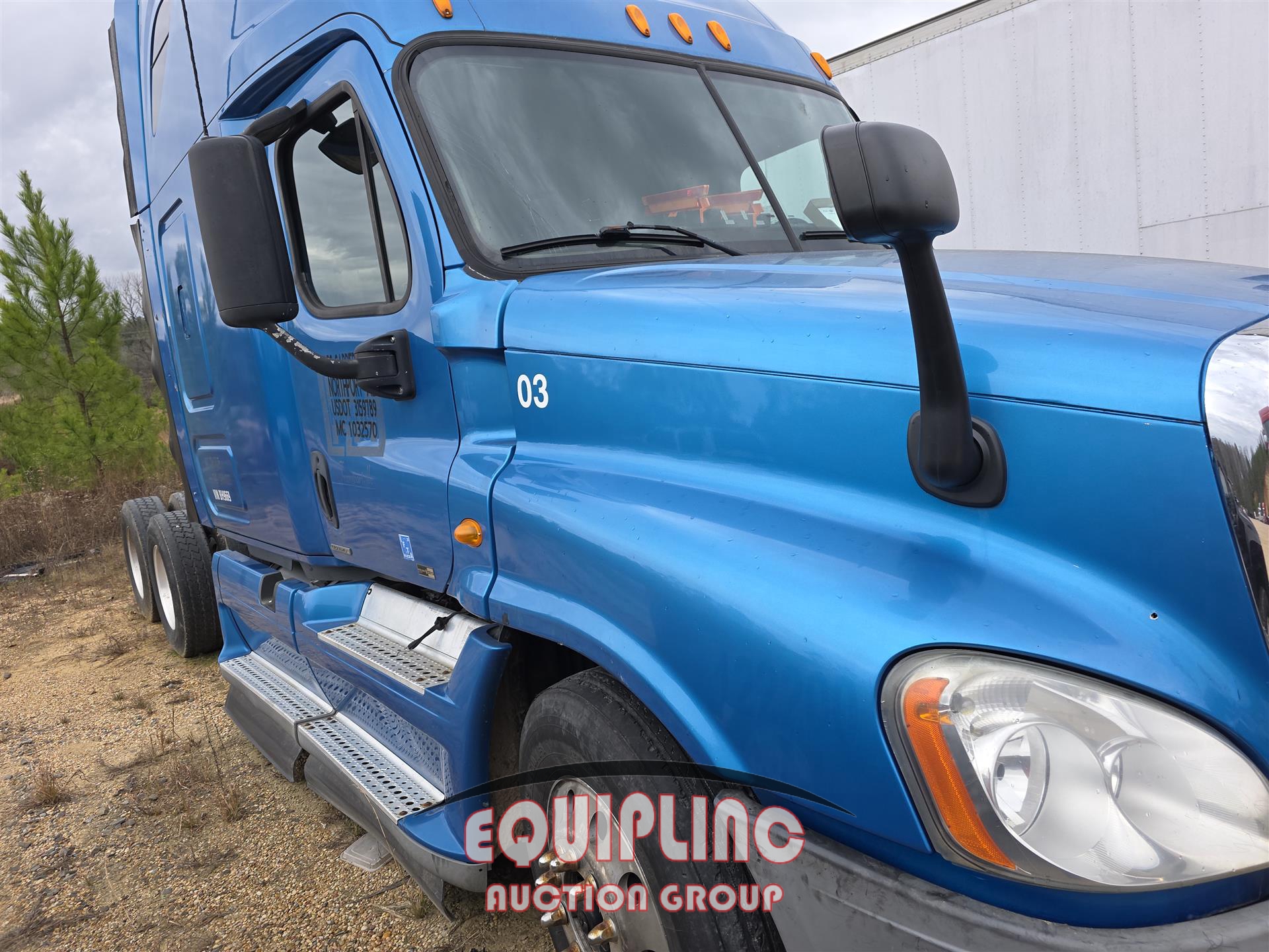 2012 FREIGHTLINER CASCADIA SLEEPER TRUCK (A59904)