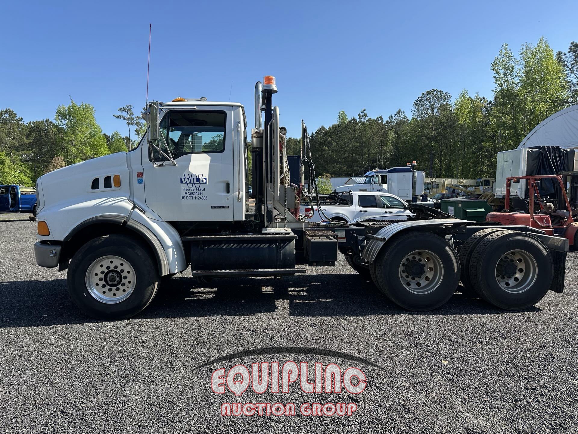 2002 STERLING LT9500 DAY CAB (A51222)