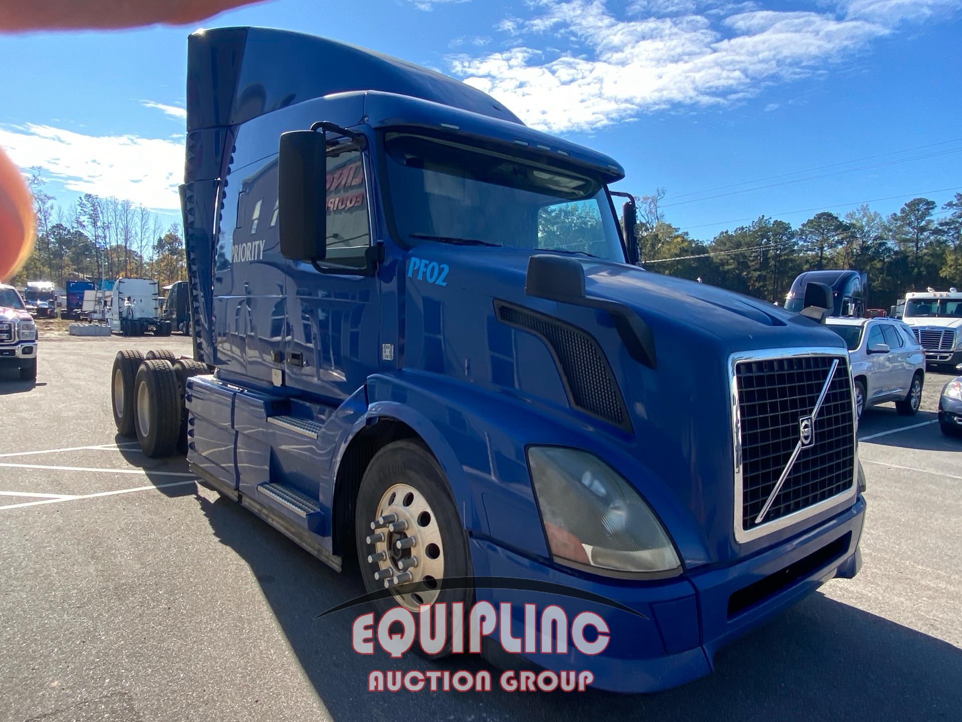 2015 VOLVO VNL SLEEPER (A59575)