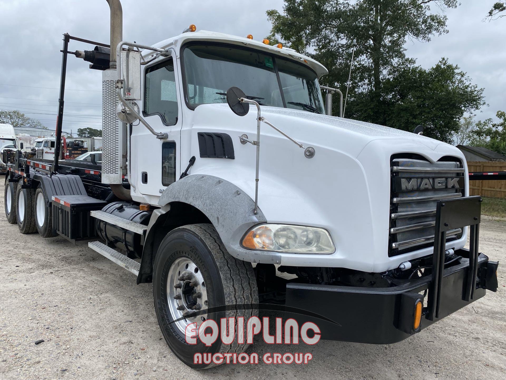 2007 MACK CTP (GRANITE) ROLLOFF (A56129)