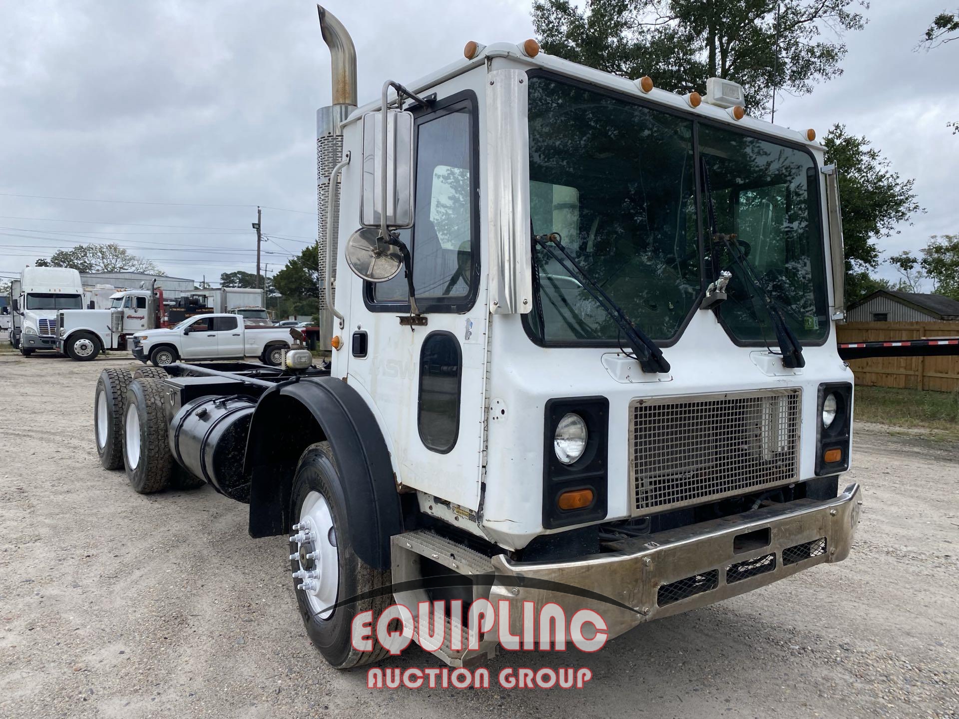 2006 MACK MR CAB & CHASSIS (A54607)