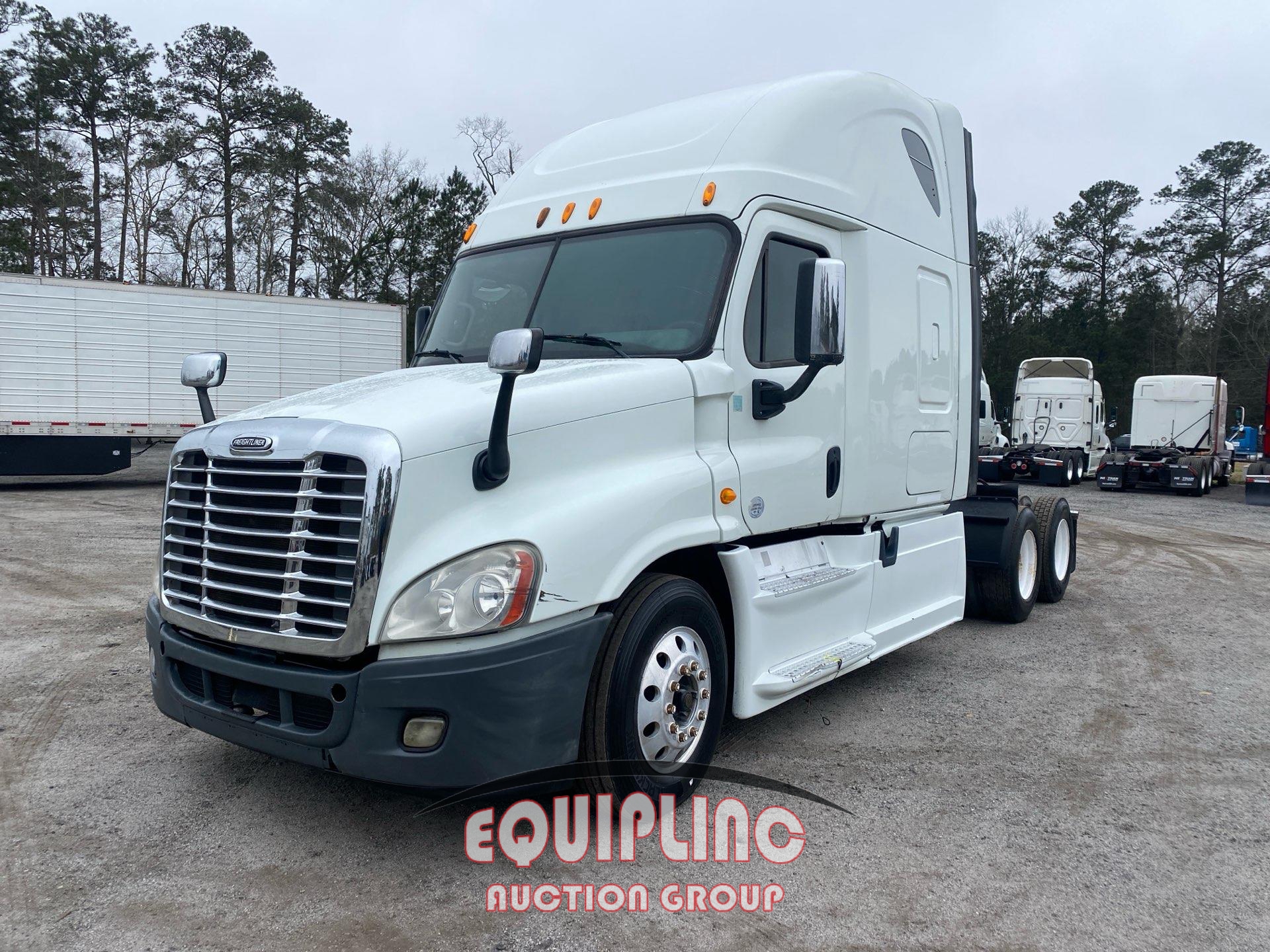 2014 FREIGHTLINER CASCADIA 6X4 T/A SLEEPER TRUCK TRACTOR (A59912)