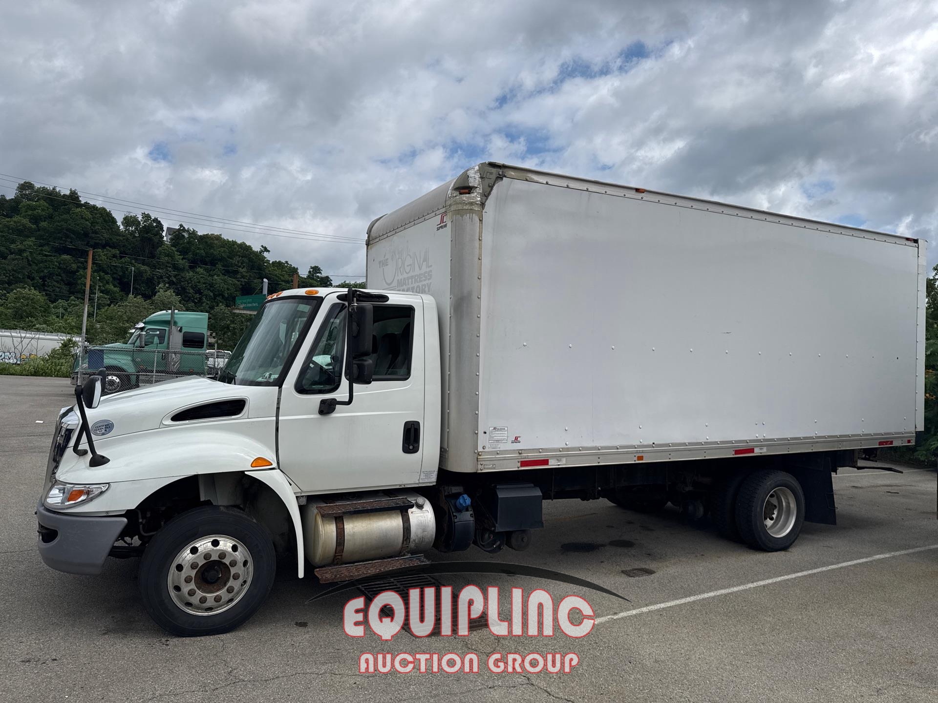 2016 INTERNATIONAL MA025 BOX TRUCK (A50046)