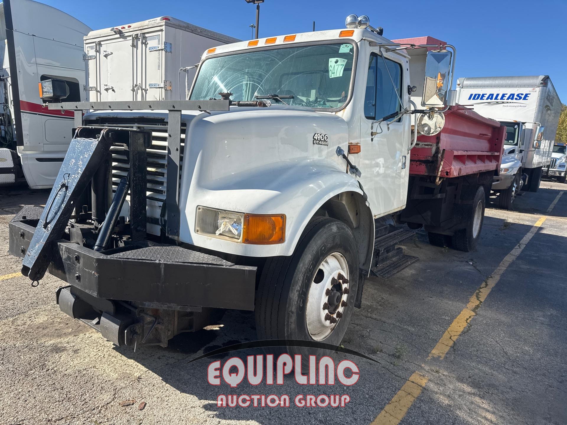 2000 INTERNATIONAL 4900 DUMP BODY (A56138)