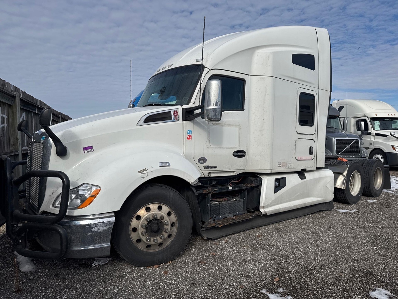 2019 KENWORTH T680 T/A 6X4 SLEEPER TRUCK TRACTOR (A59910)