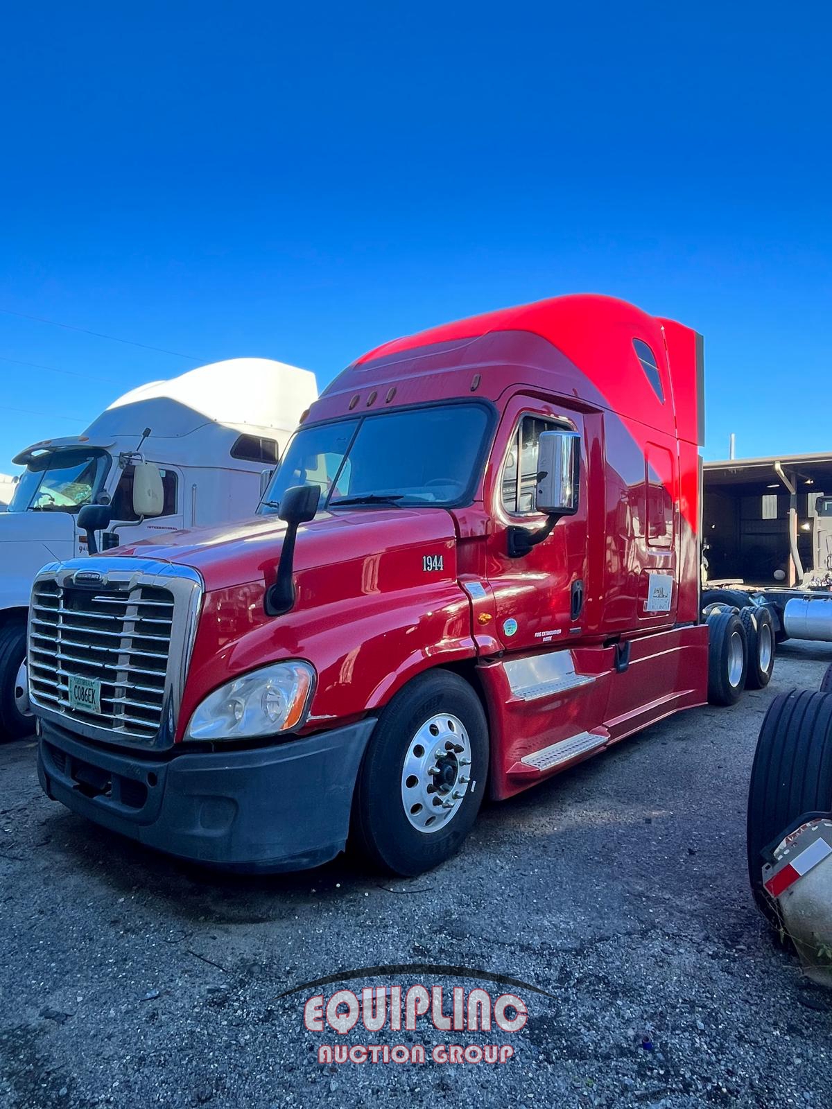 2015 FREIGHTLINER CA125SLP SLEEPER (A51219)