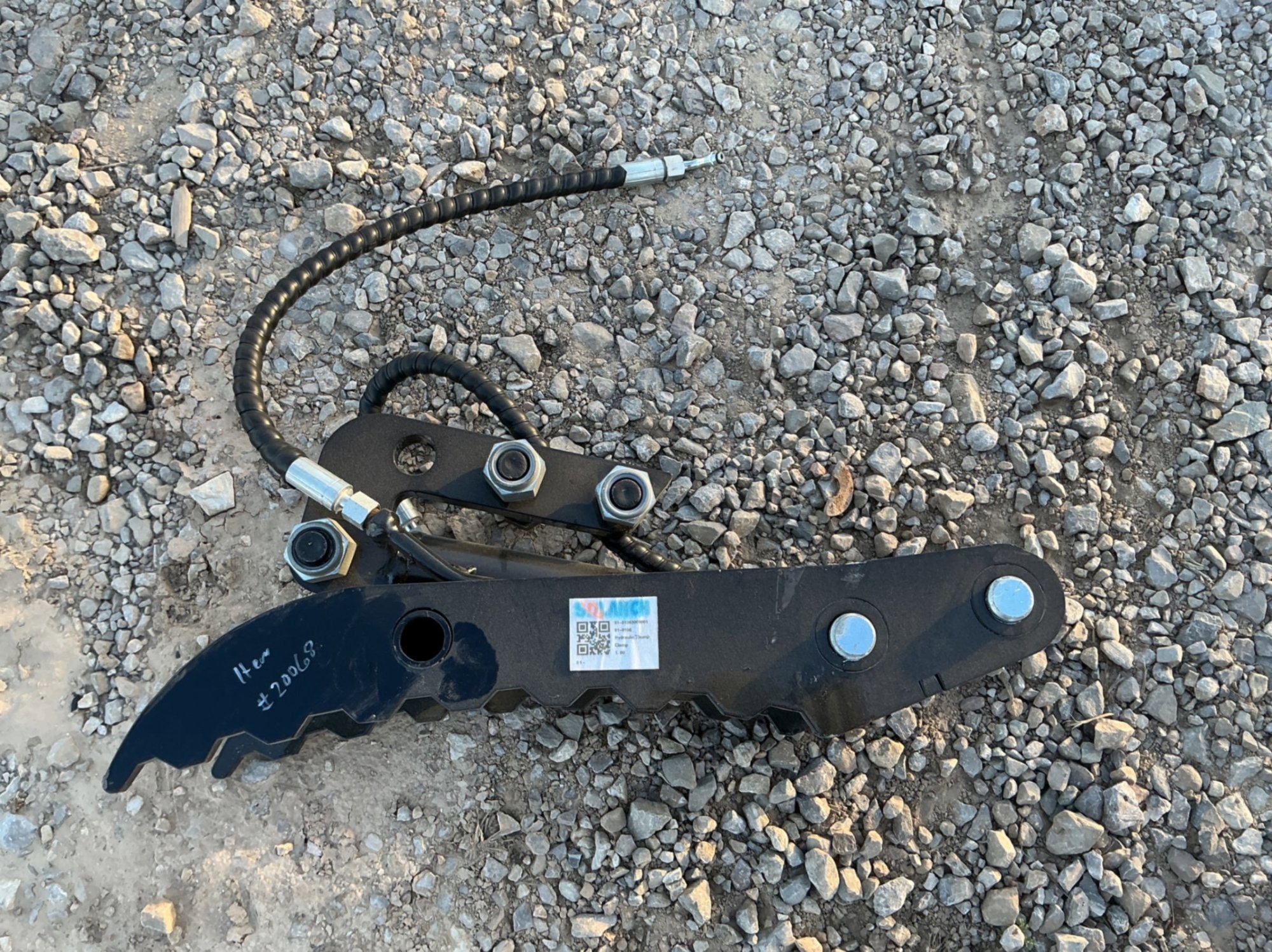 HYDRAULIC THUMB FOR MINI EXCAVATOR (A58214)