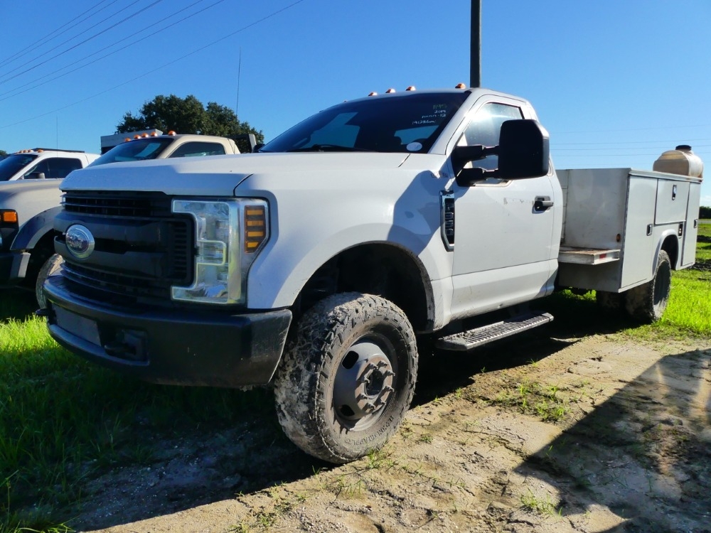 2019 Ford F-350XL (A53314)