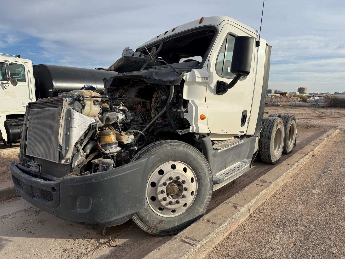 2017 FREIGHTLINER CASCADIA WRECKED (A58214)