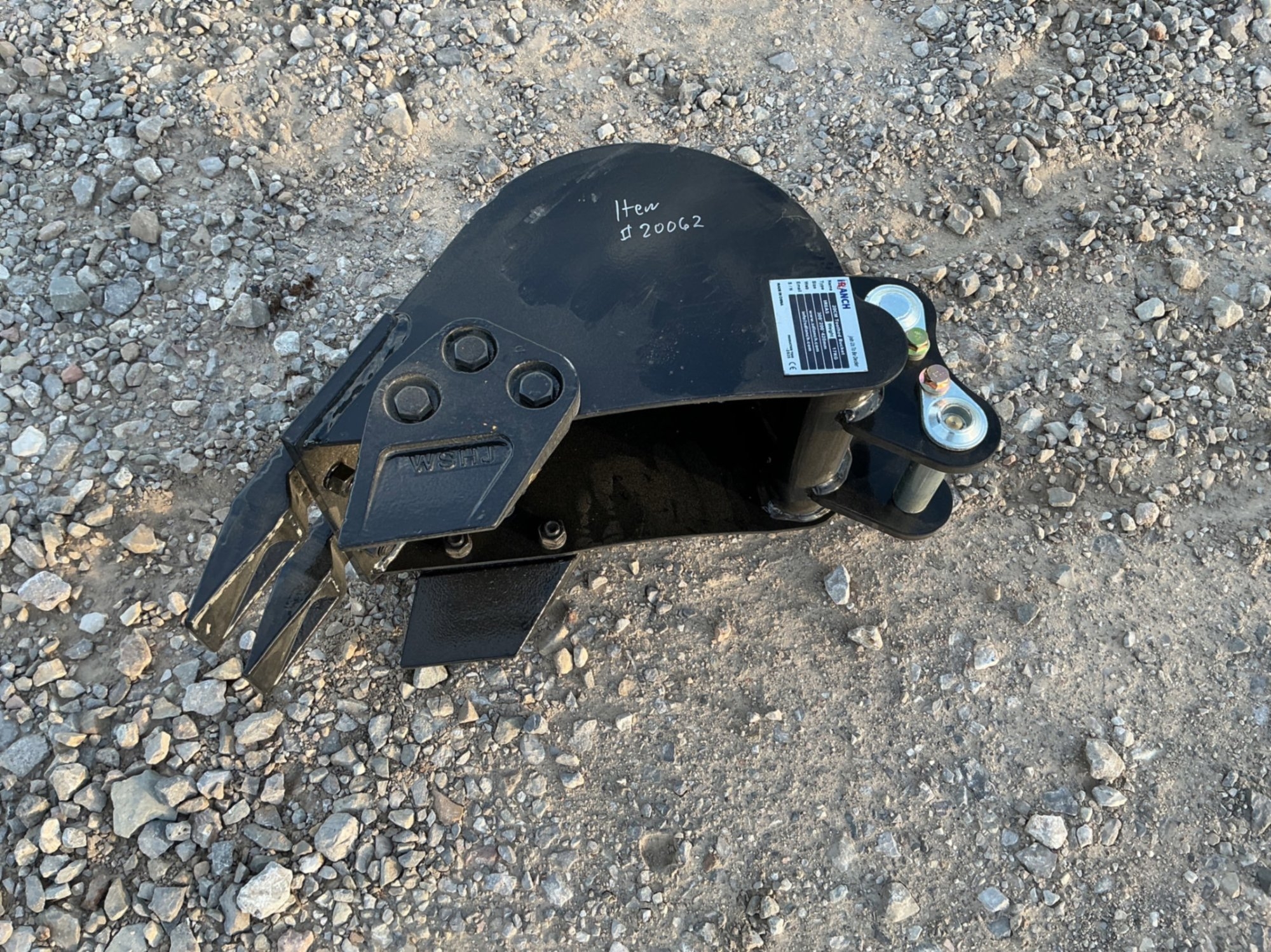 8 TOOTHED BUCKET FOR MINI EXCAVATOR (A58214)