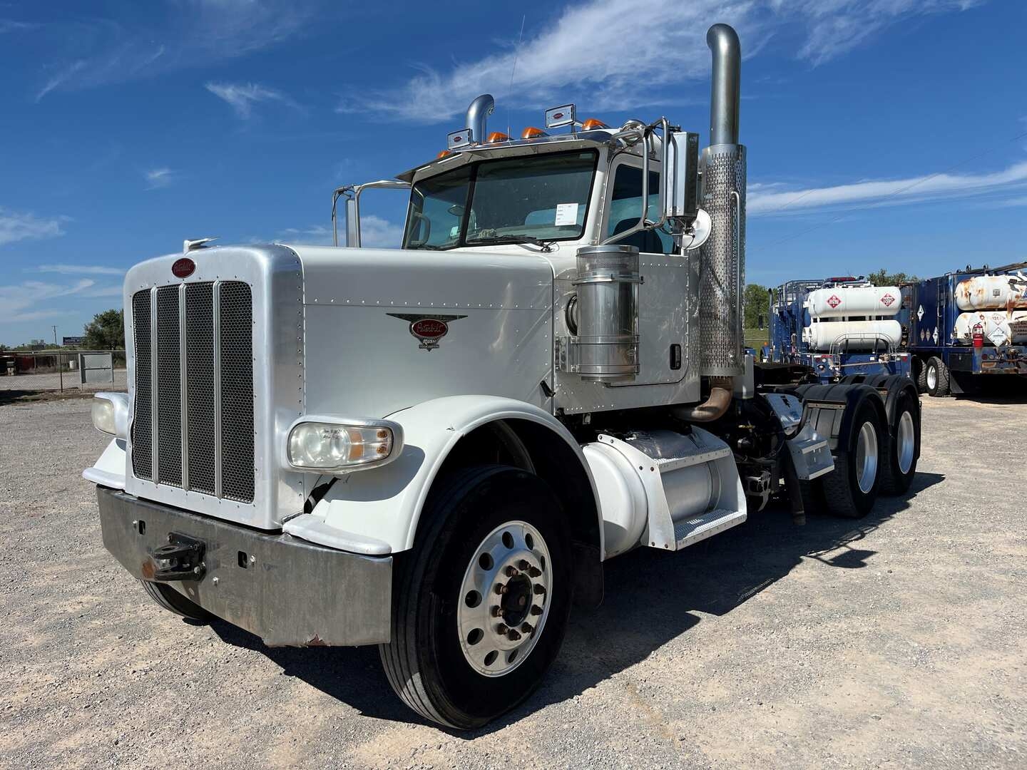 2012 PETERBILT 388 DAYCAB (A55745)