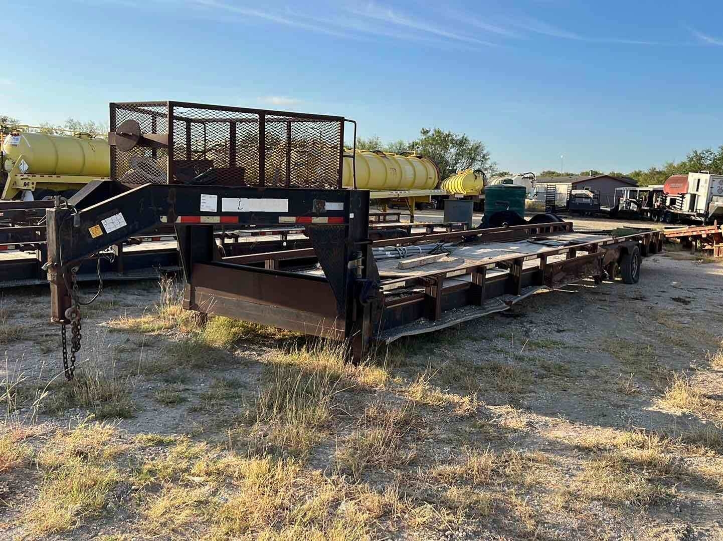 2011 SOUTHWEST  GOOSENECK (A58216)