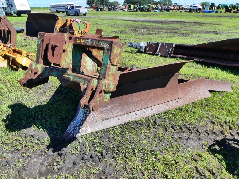 3Pt. 10' V-Plow (A53316)