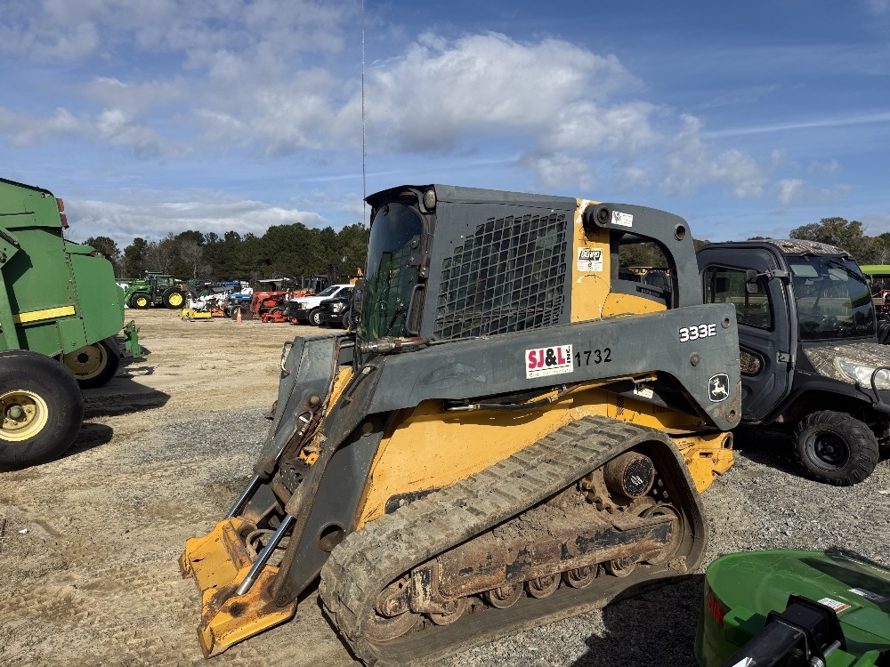 Deere 333E (A60462)