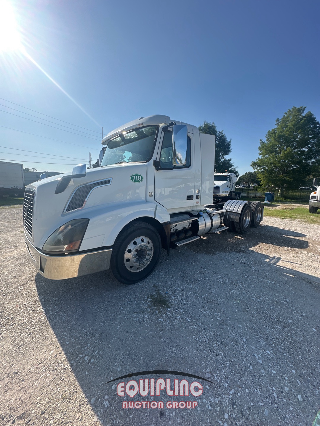 2018 VOLVO VNL DAY CAB (A56129)
