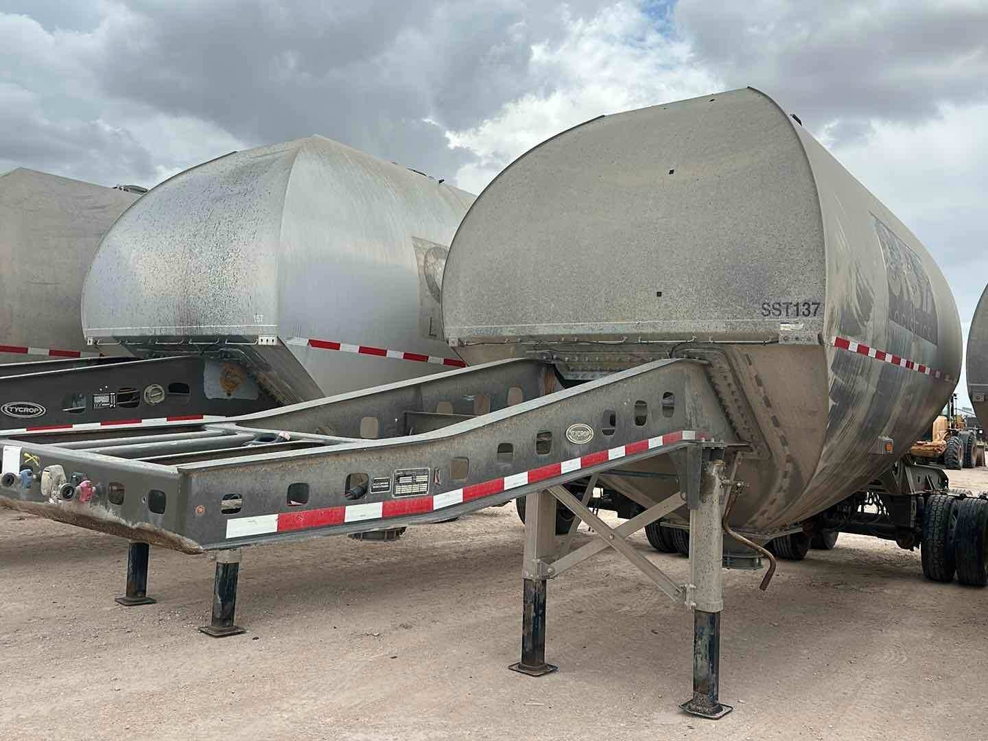 2019 TY-CROP MANUFACTURING LTD DRY BULK PNEUMATIC TRAILER (A48992)