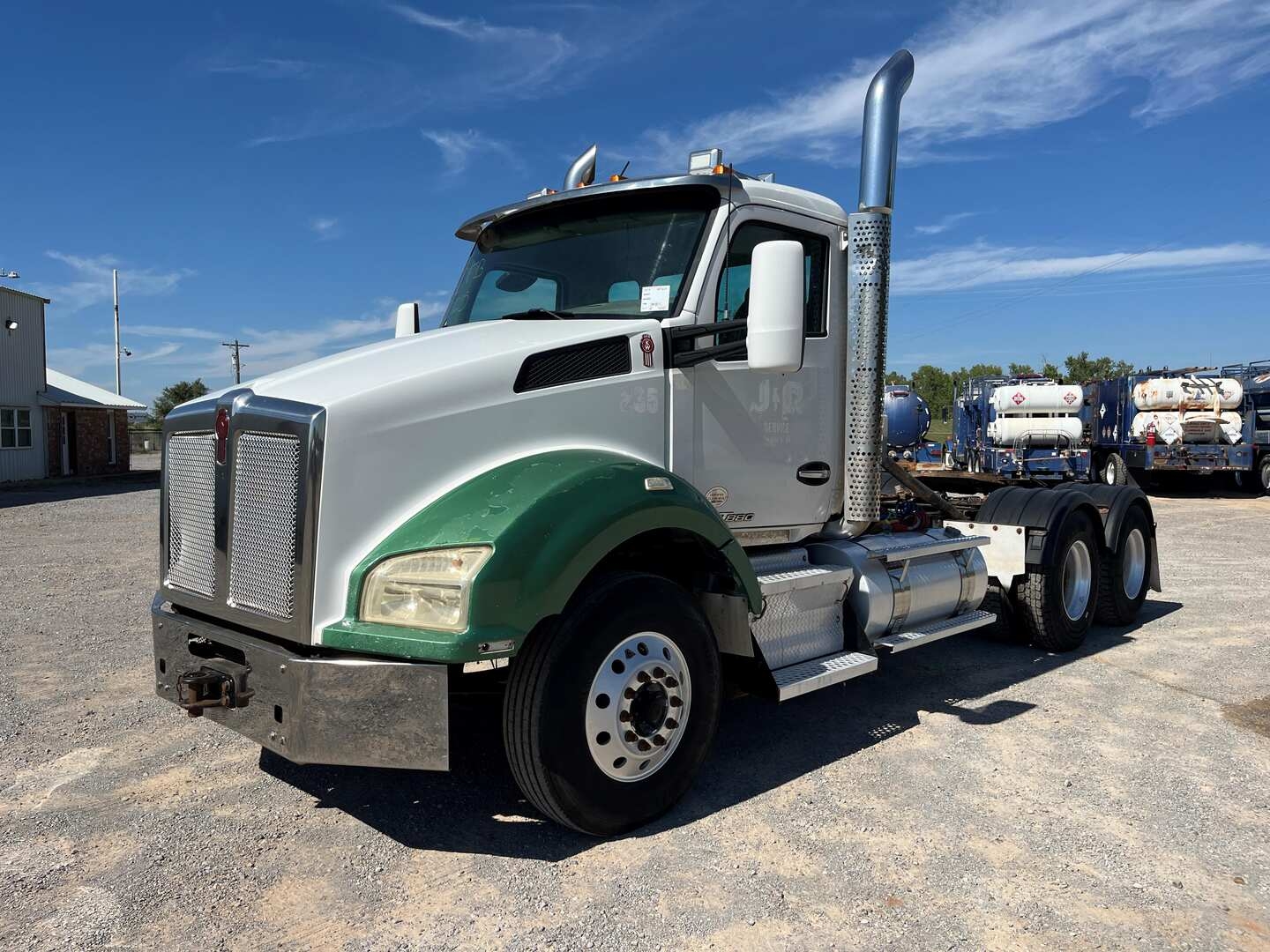 2018 KENWORTH T880 DAYCAB (A55745)