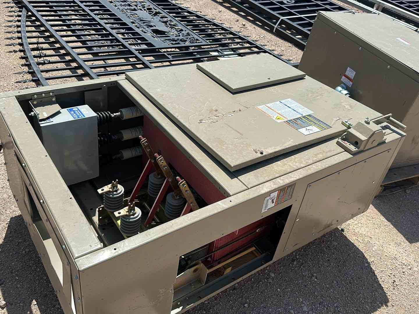 GENERAL ELECTRIC SWITCH BOX (A48992)