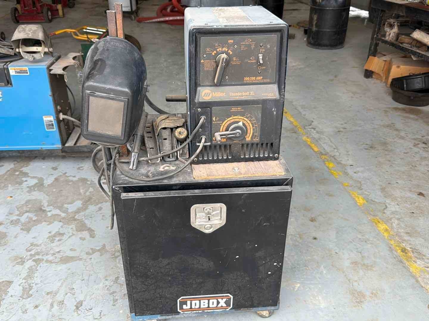 MILLER THUNDERBOLT XL (A55745)