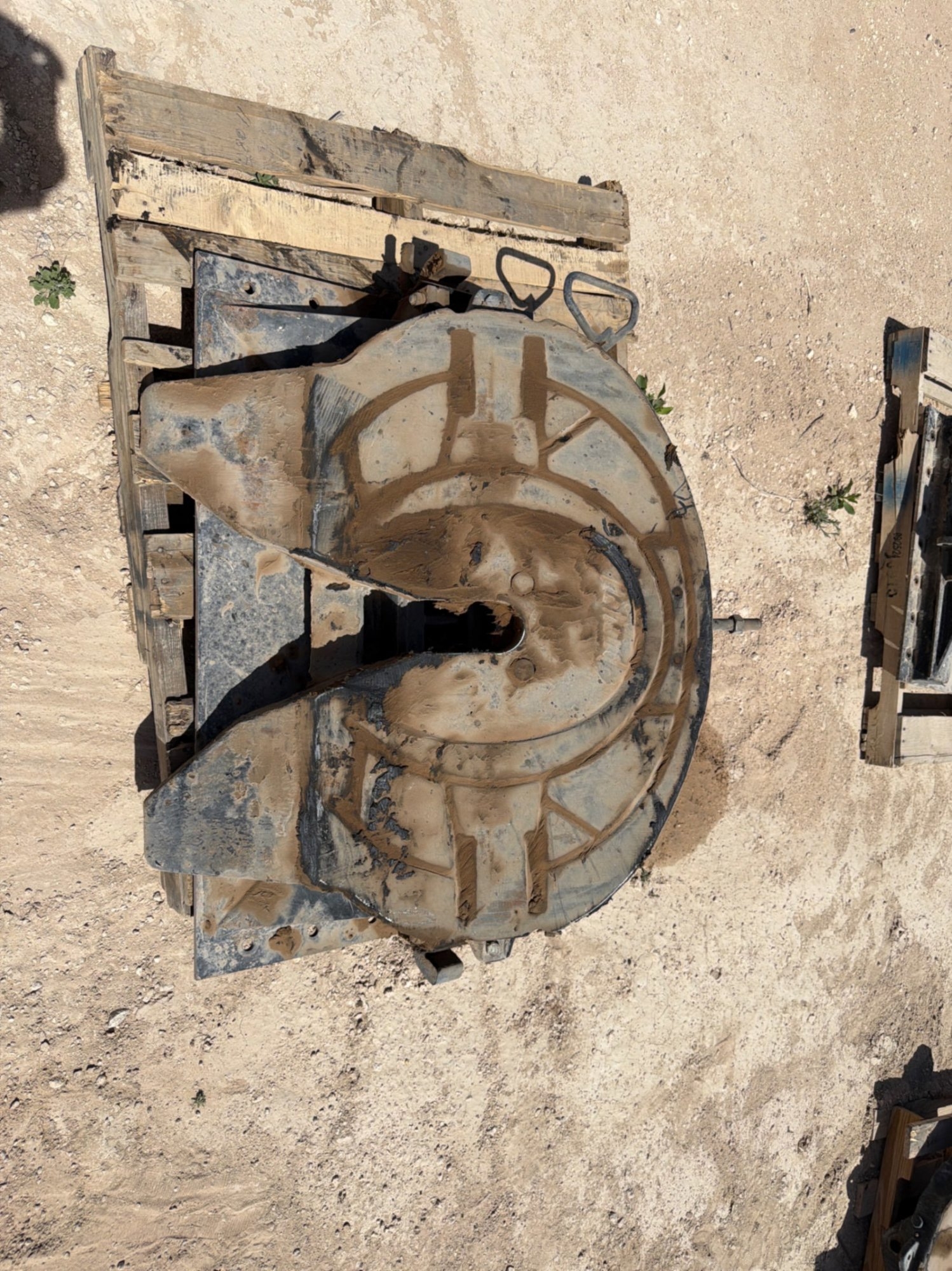 FIFTH WHEEL PLATE AND MOUNT (A65643)