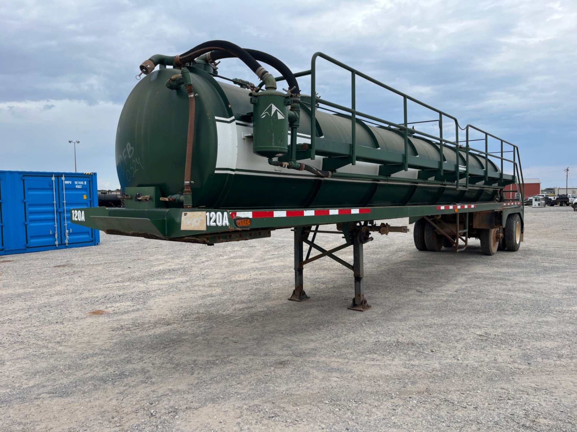 2015 PCI MFG. SOLUTIONS 130 BBL STEEL VACUUM TRAILER (A55745)