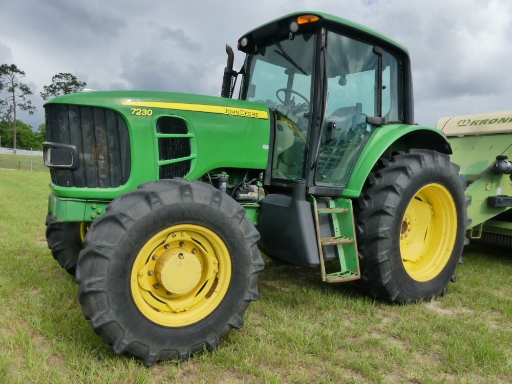 2012 John Deere 7230 (A46443)