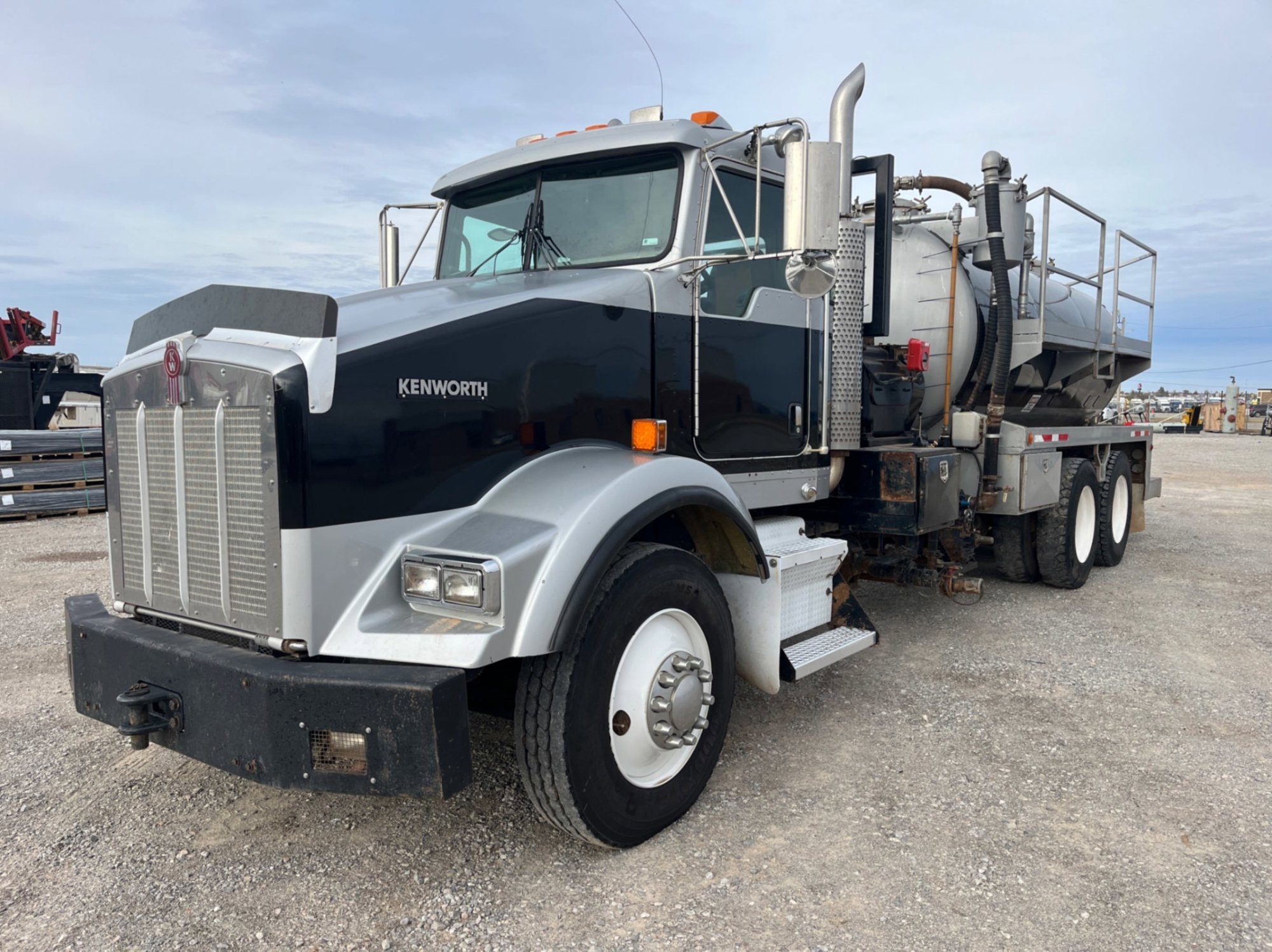 2007 KENWORTH T800 BOBTAIL KILL TRUCK (A58214)