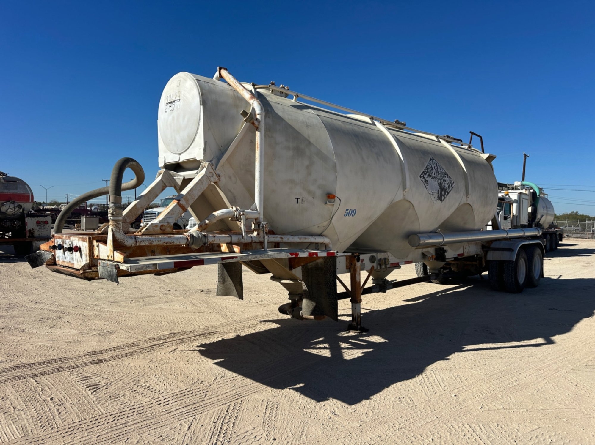 1979 HEIL PNEUMATIC TRAILER (A58214)