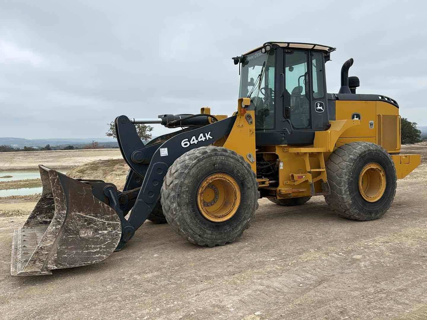JOHN DEERE 644K WHEEL LOADER (A58214)
