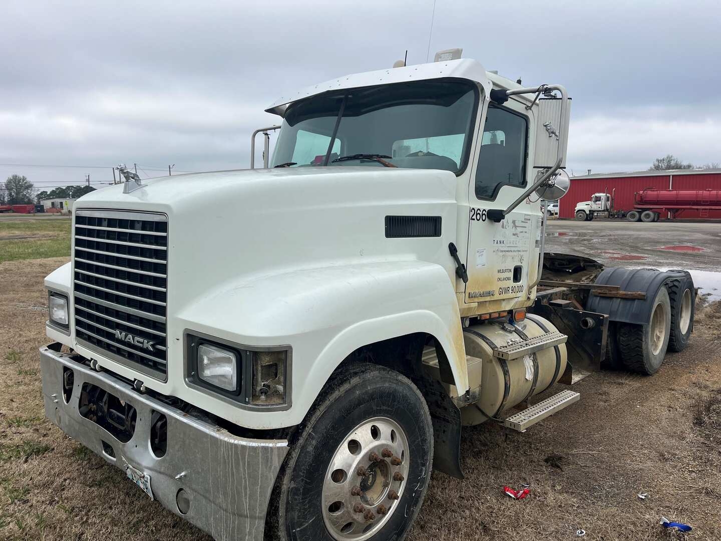 2009 MACK PINNACLE (A58214)