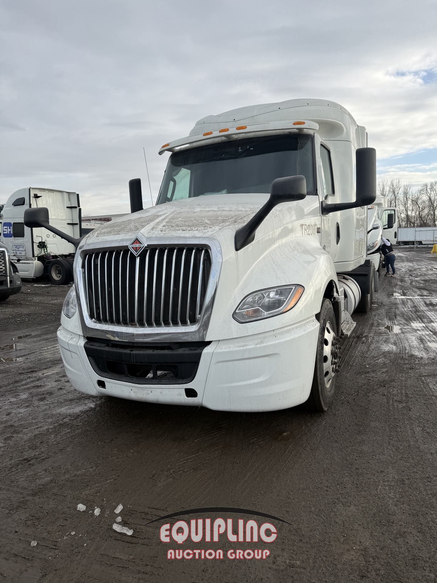 2020 INTERNATIONAL LT625 6X4 T/A SLEEPER TRUCK TRACTOR (A59910)