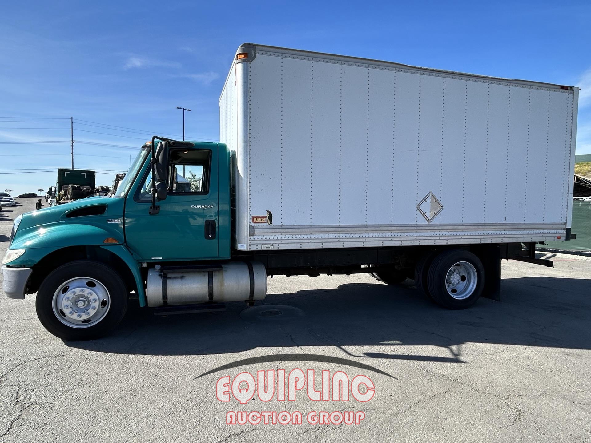 2012 INTERNATIONAL 4300 4X2 S/A 18FT NON CDL BOX TRUCK (A67737)