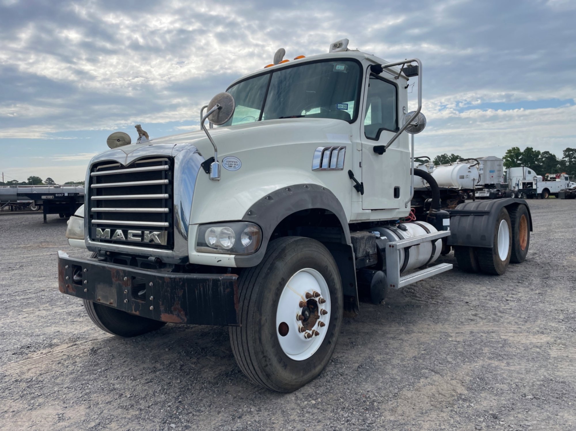 2015 MACK GU713 DAYCAB (A50854)