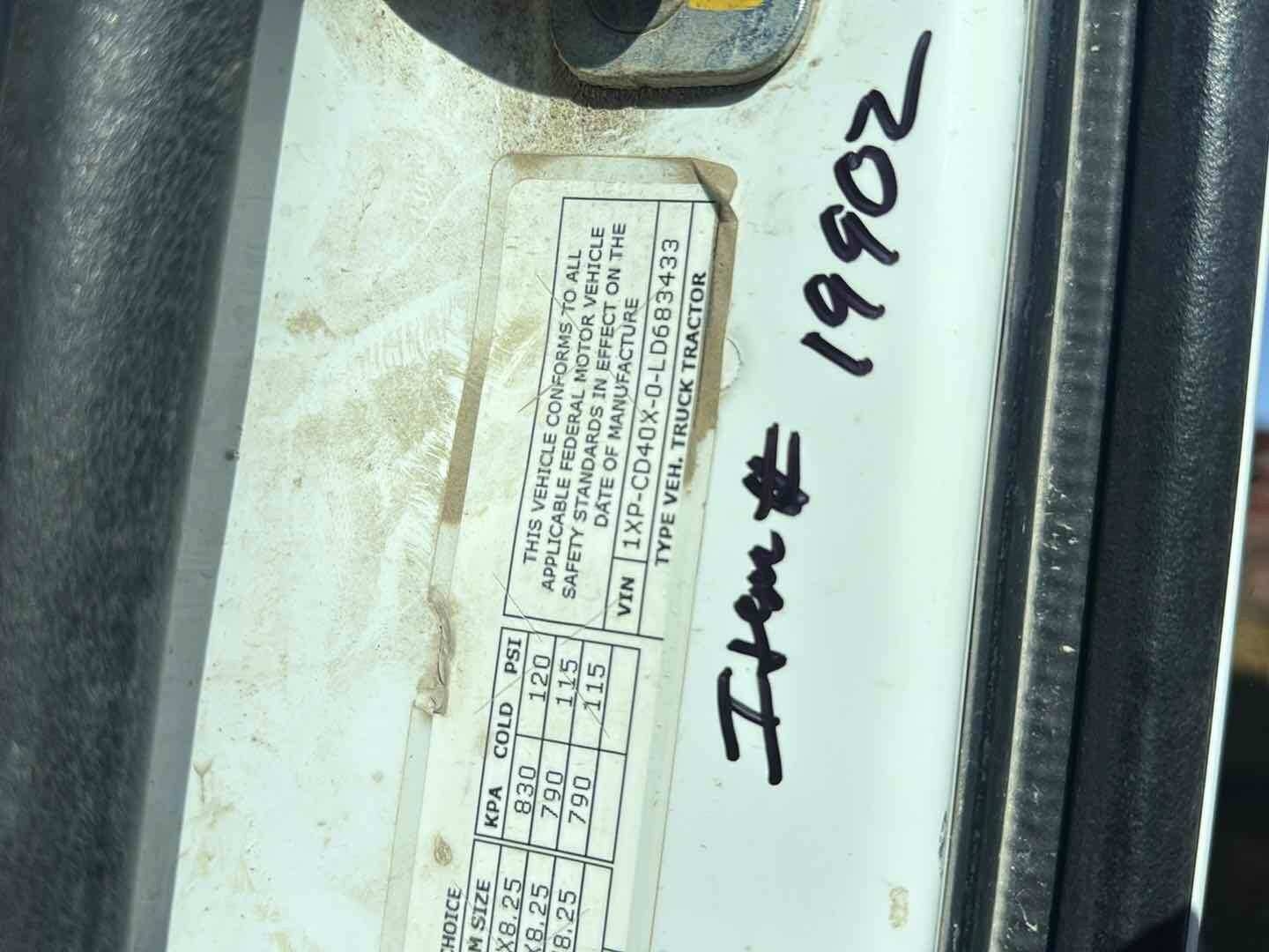 2020 PETERBILT 567 (A58214)