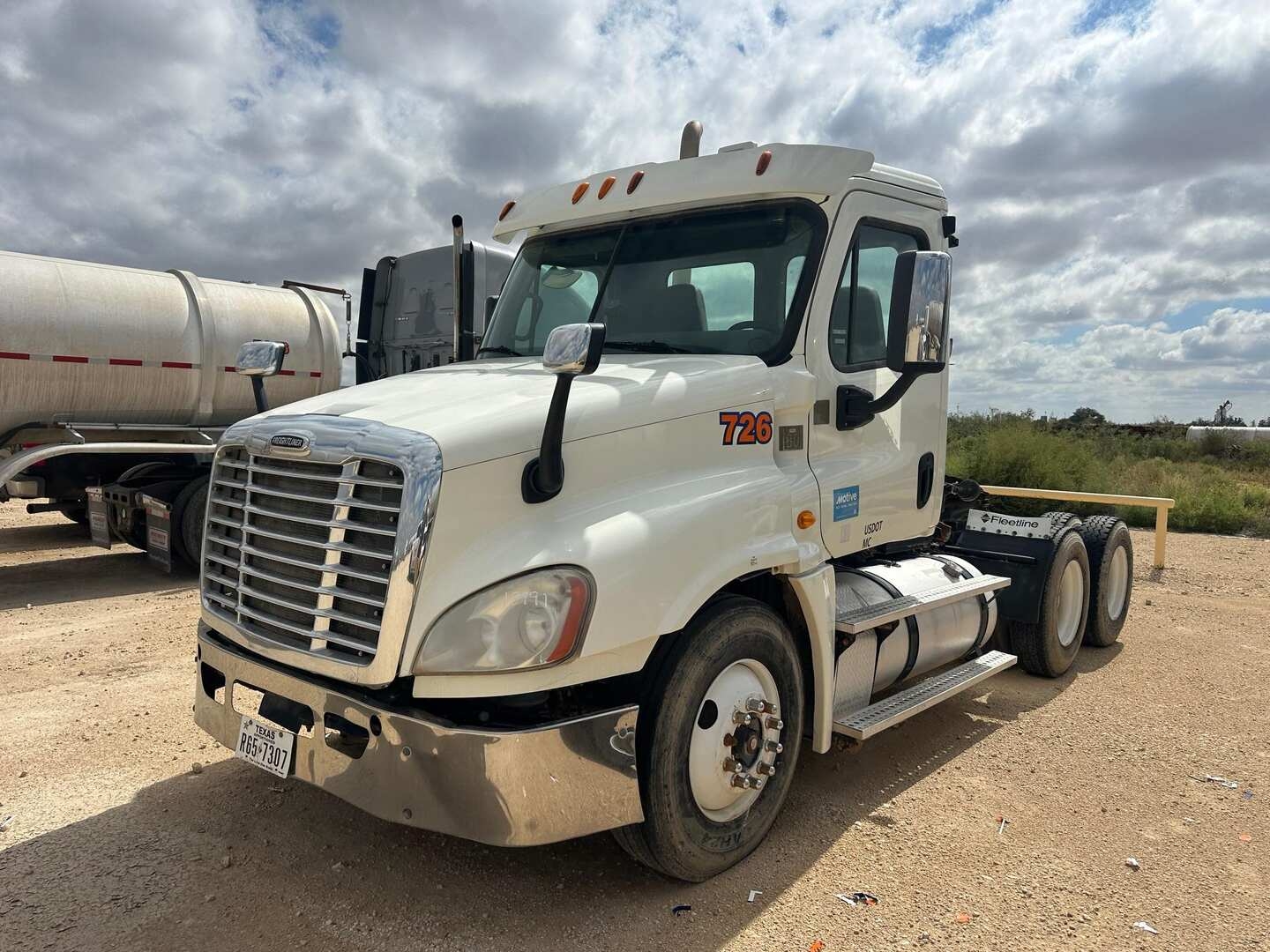 2014 FREIGHTLINER  CASCADIA (INOPERABLE) (A55745)