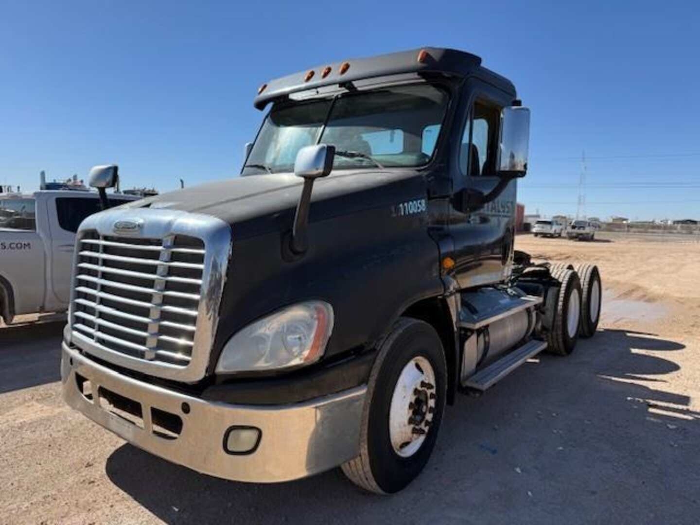 2013 FREIGHTLINER CASCADIA (A55745)