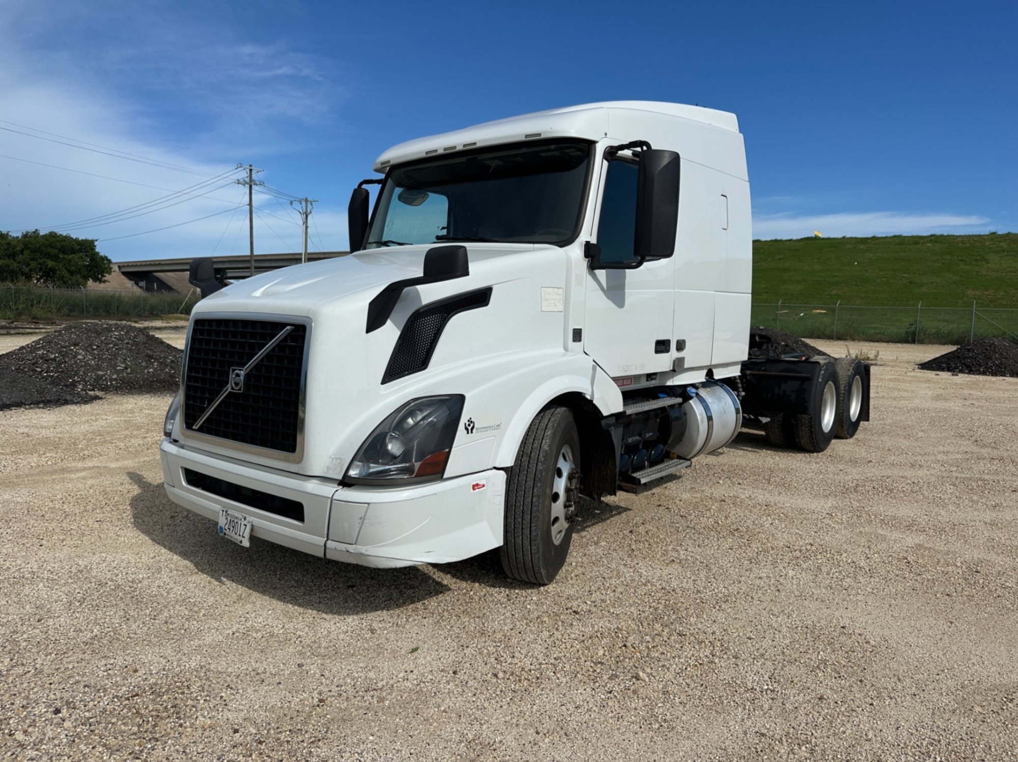 2016 VOLVO VN SERIES SLEEPER (A48992)