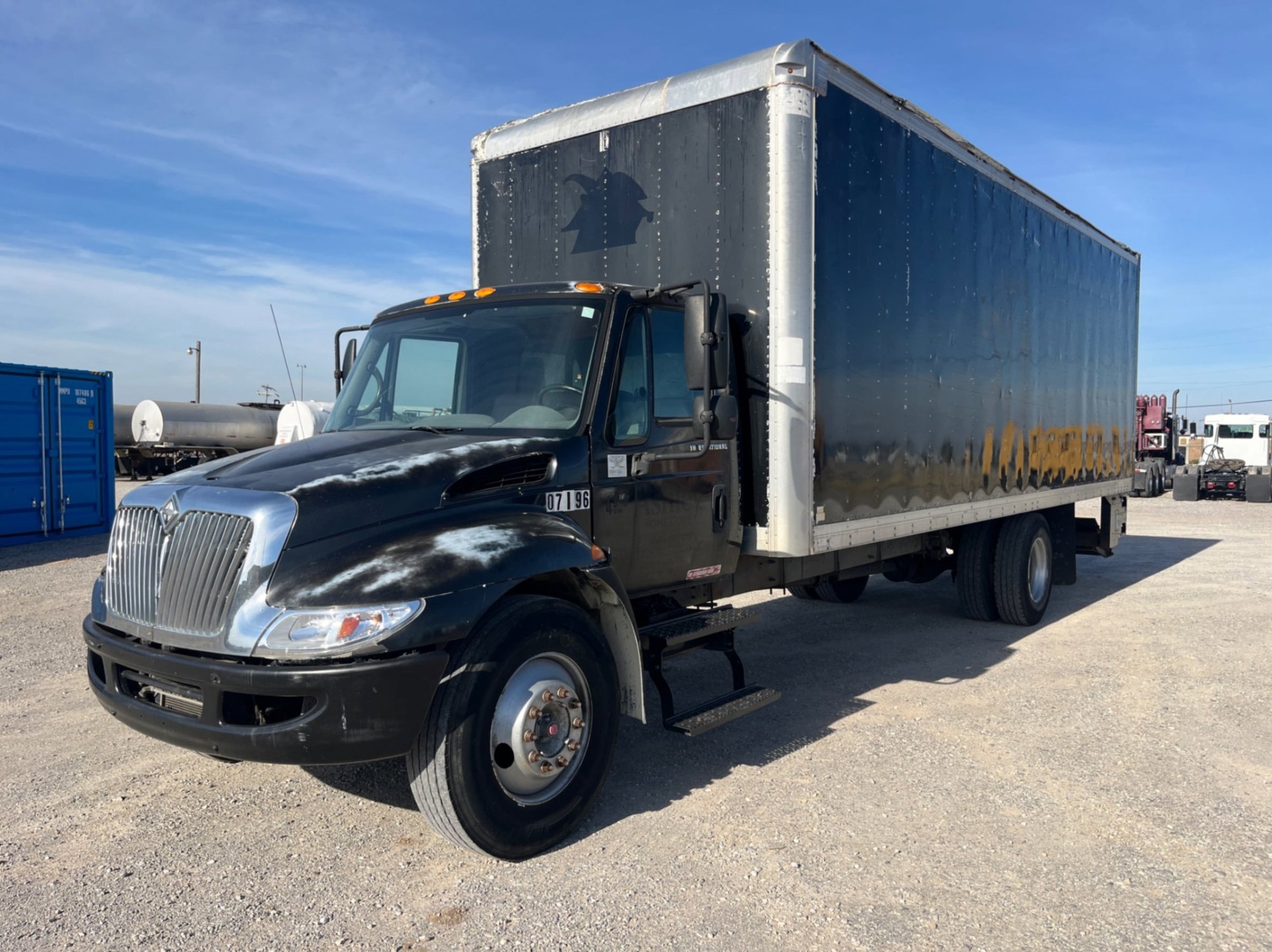 2007 INTERNATIONAL DURASTAR 4300 BOX TRUCK (A58214)