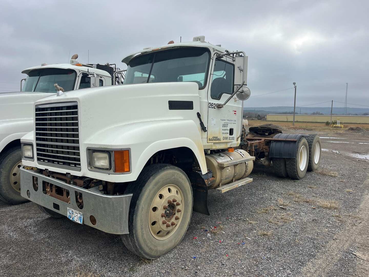 2009 MACK PINNACLE (A58214)
