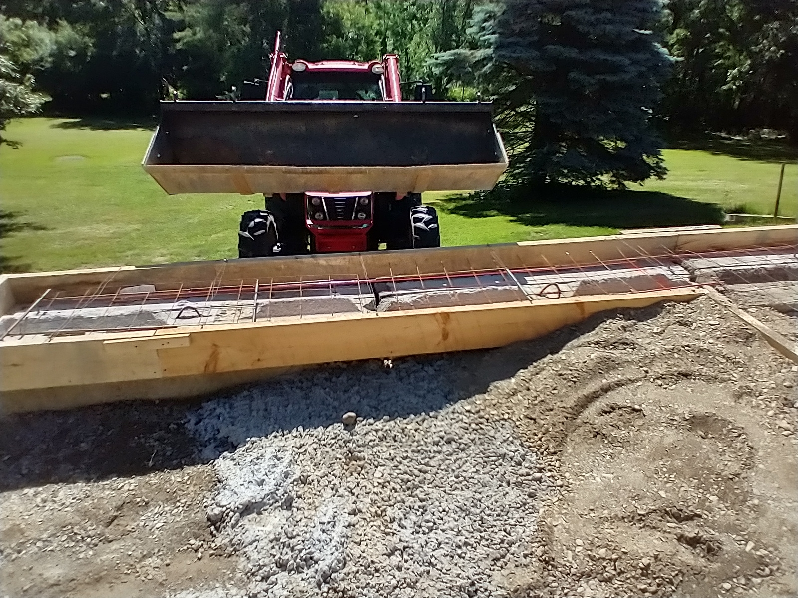 Garage ramp pour 6 23 2023 #2.jpg