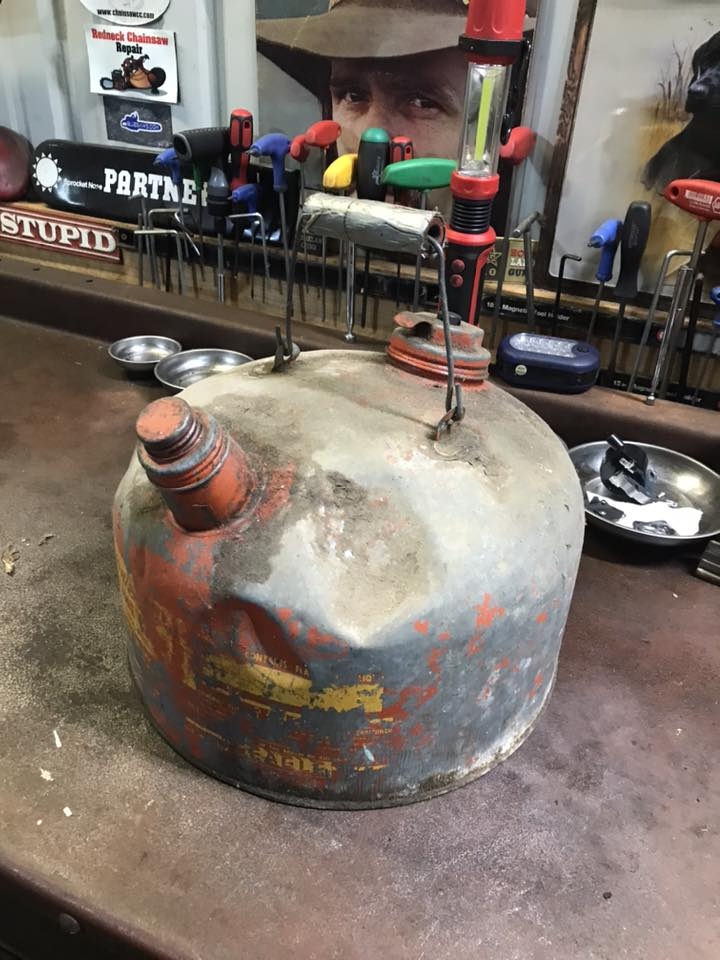 gascanmetal.jpg