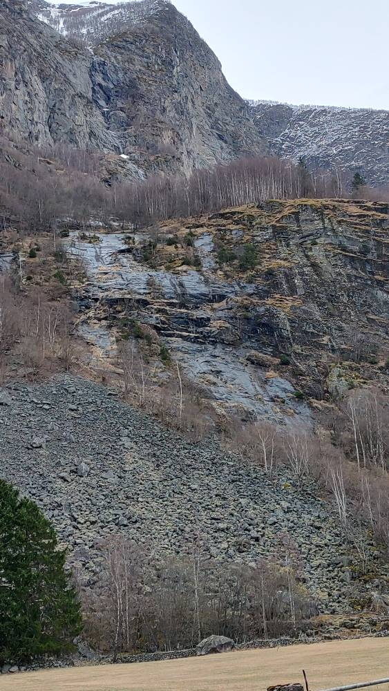 IMG_20230414_151843169_HDR.jpg