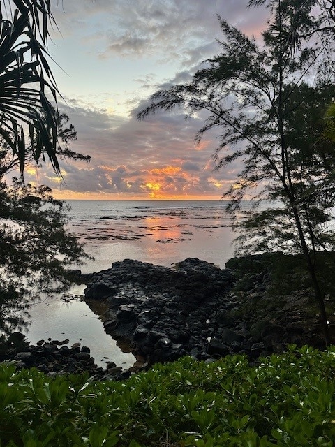 Kauai Sunrise.jpg