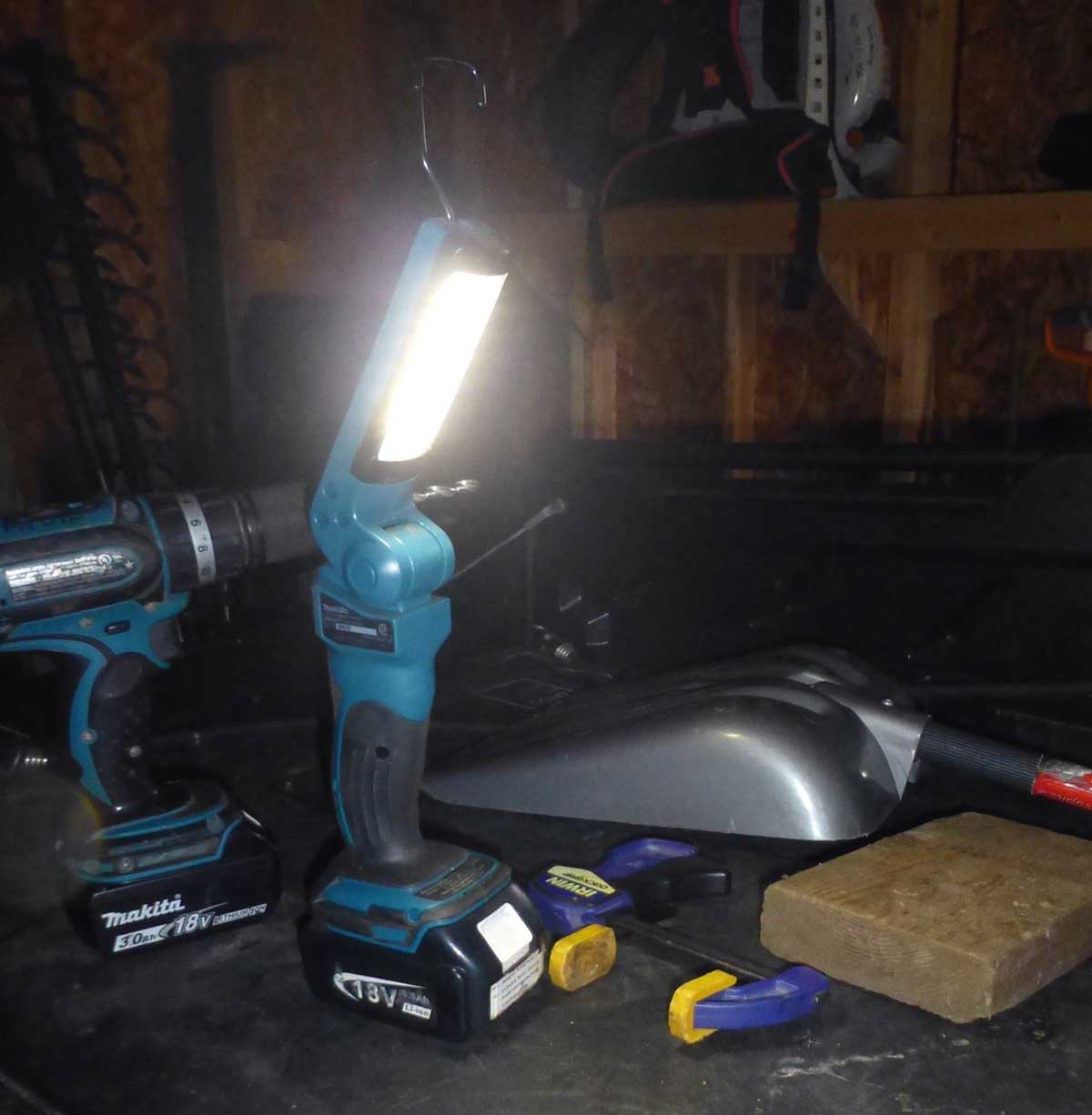 light70470.jpg