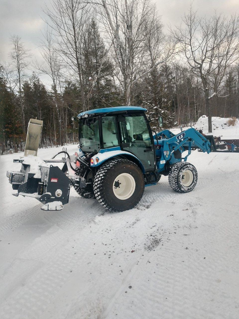 LS ready for snow2.jpg