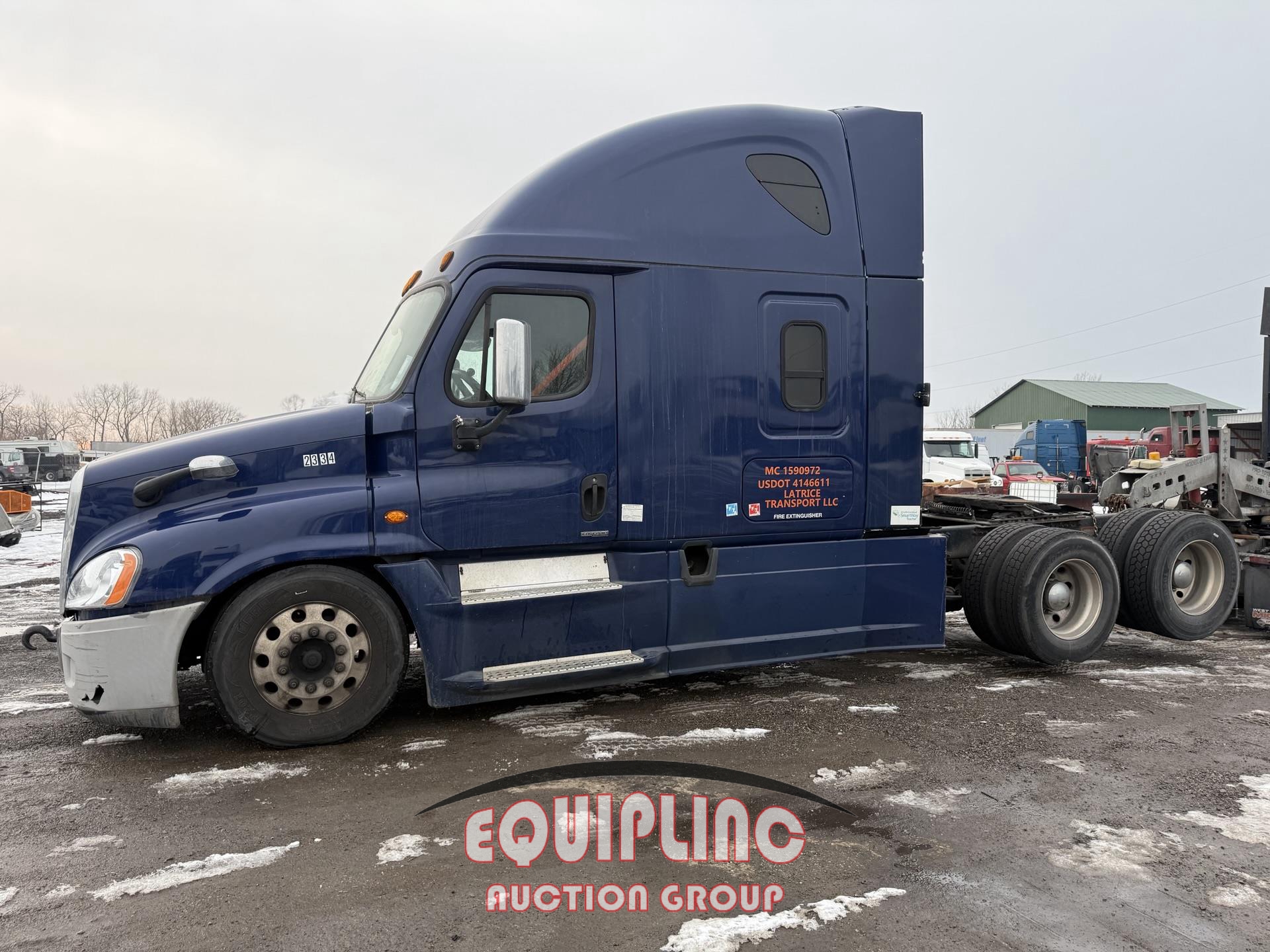 2017 FREIGHTLINER CASCADIA 125 6X4 T/A SLEEPER TRUCK TRACTOR (A59911)